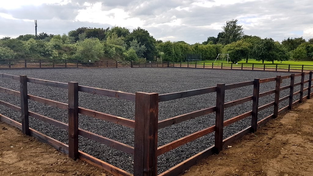 Arenas: S E Hill Ltd project photo 6
